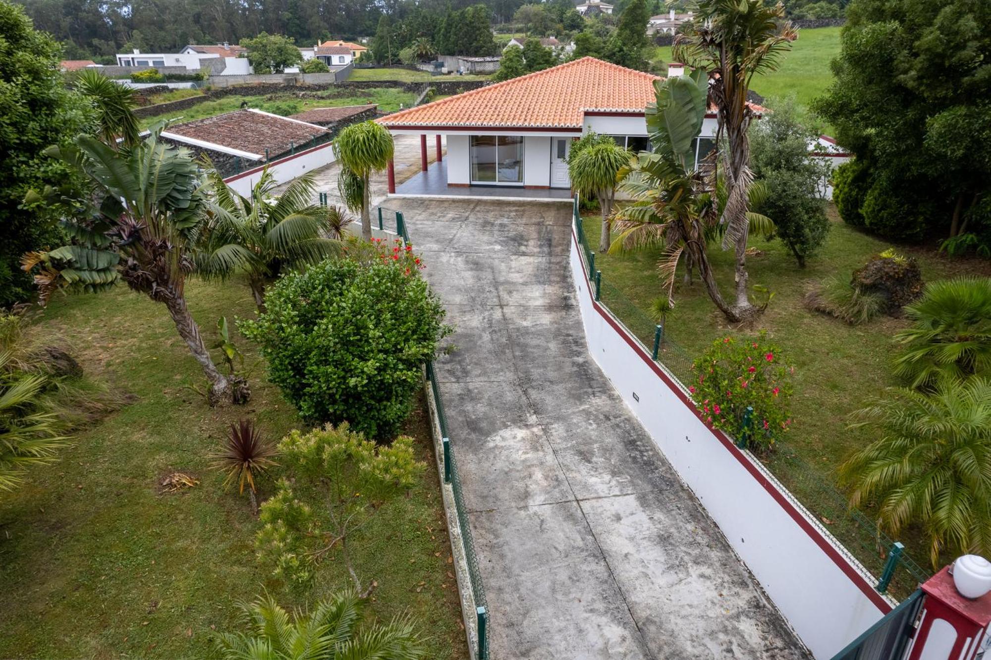 Chale D'Angra Guest House Angra do Heroísmo Eksteriør billede